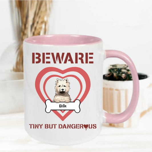 Gepersonaliseerde mok met "Beware Tiny But Degerous" ontwerp