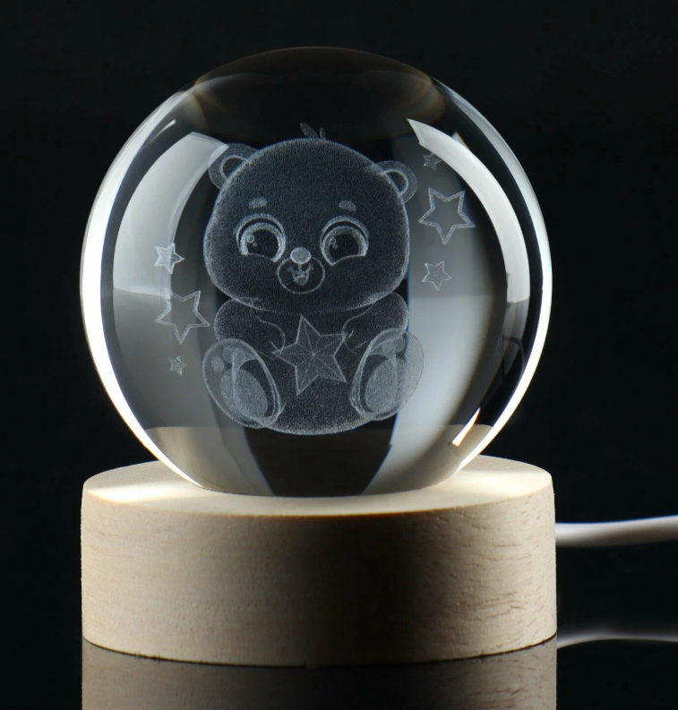 LED 3D Kristallen Beer Sfeerbol – 6 cm & 8 cm